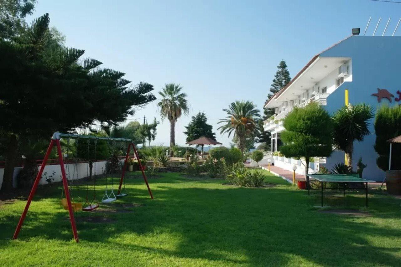 Hotel Asteria Ágios Kírykos Exteriör bild