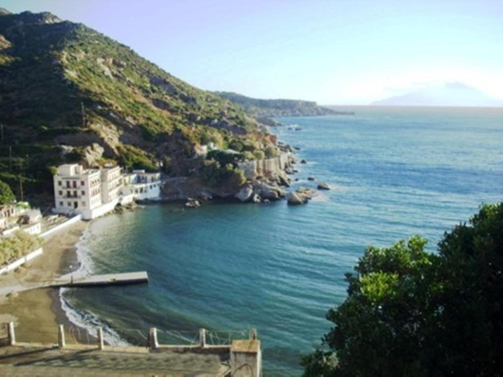 Hotel Asteria Ágios Kírykos Exteriör bild