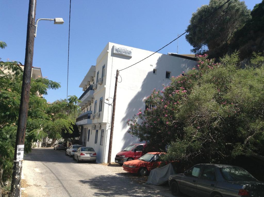 Hotel Asteria Ágios Kírykos Exteriör bild