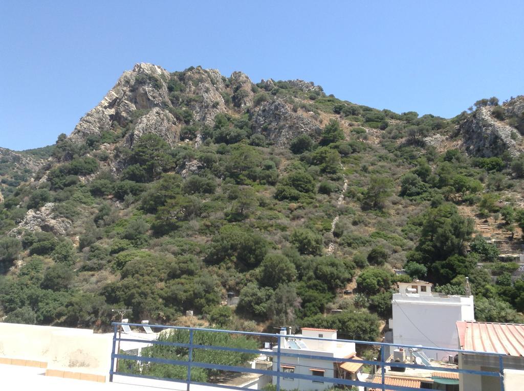 Hotel Asteria Ágios Kírykos Exteriör bild